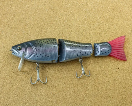 Roman Made Lipped Trick