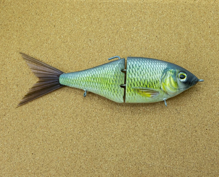 Versatile Baits VG2 Golden Shiner 7" Glide